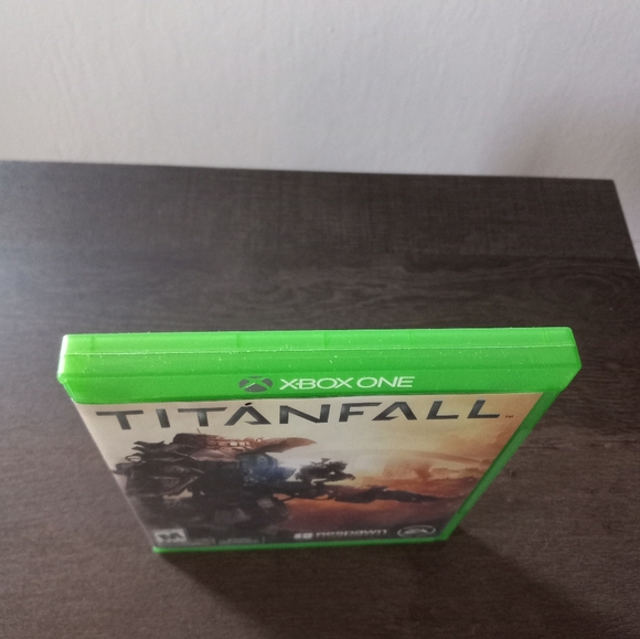 2014 Titanfall Xbox One Complete W/Manual - Picture 2 of 9